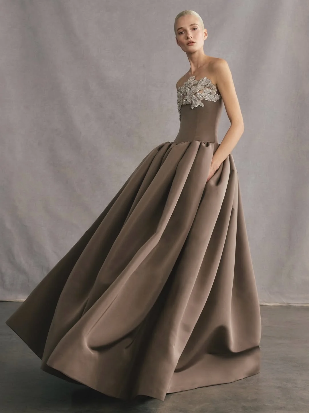 elegant fall wedding guest dress 2026 Chocolate Brown Ball Gown with Textured Bodice for October Formal