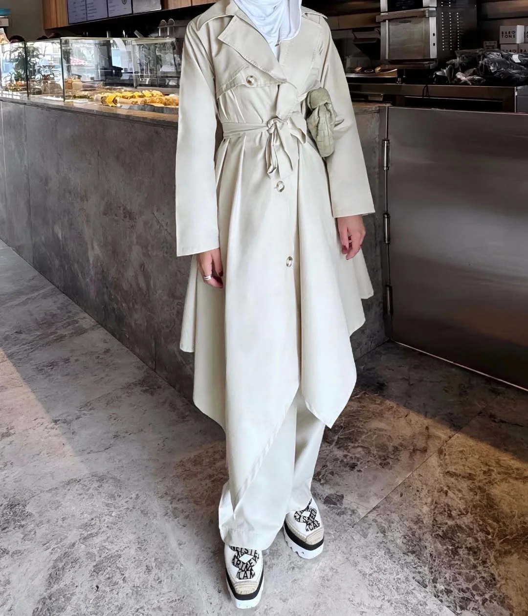 fashionable fall outfits with coat 2026 Soft Ivory Layers for Modern City Days