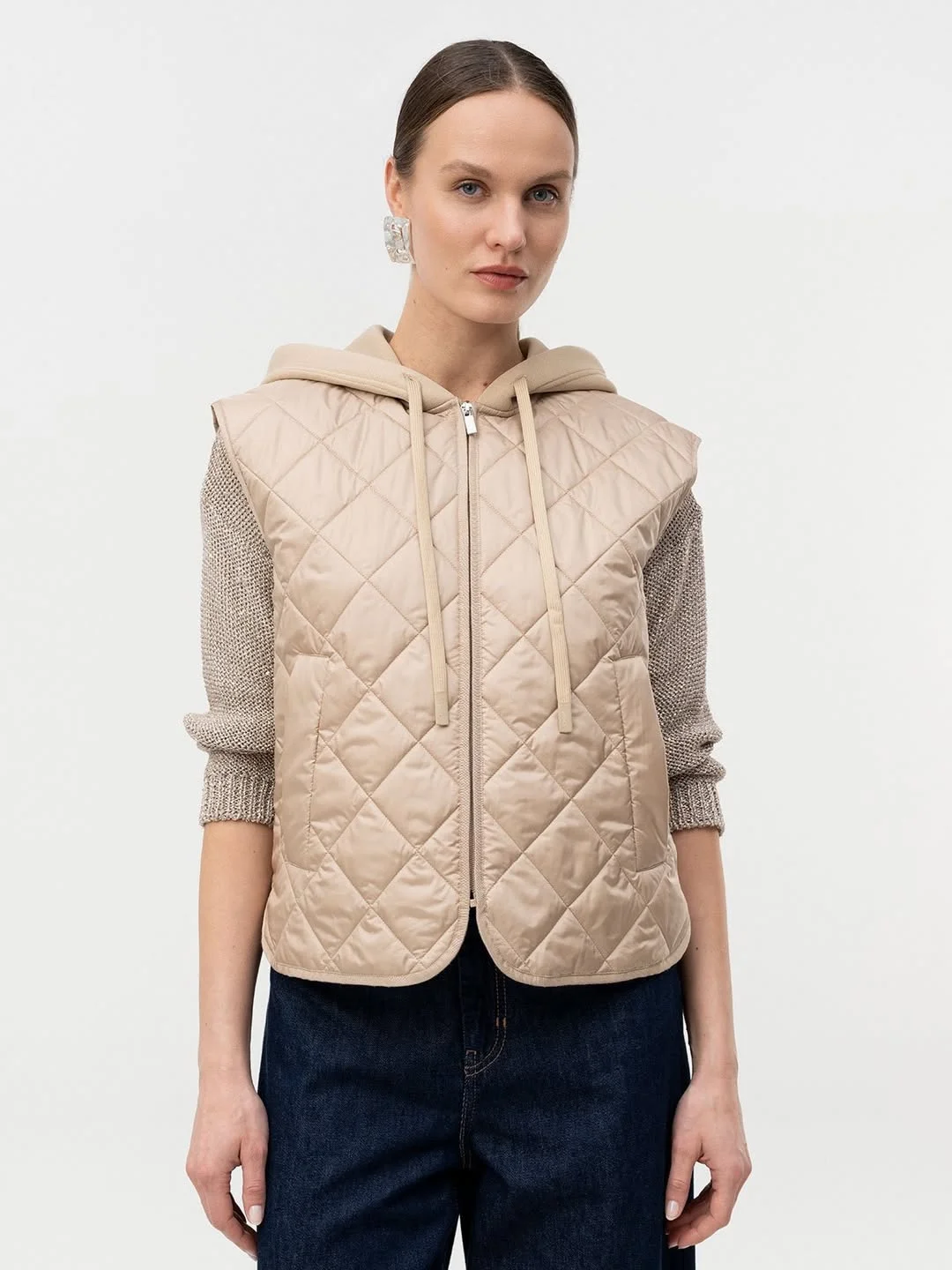 modern fall vest outfits for women 2026 Cream Quilted Layers With Relaxed Knitwear
