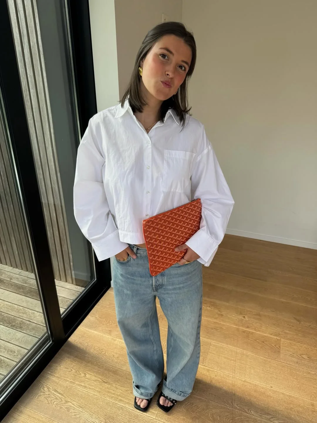 romantic dinner outfits date night fall 2026 Crisp White Shirt and Relaxed Denim for Modern Date Nights