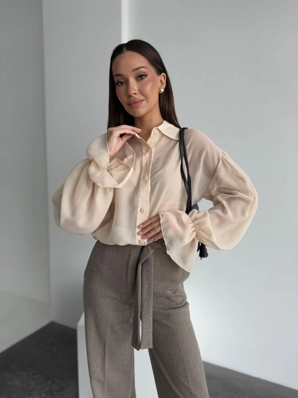sophisticated chic fall outfits pants 2026 Elegant Neutrals for Modern Business Casual Dressing