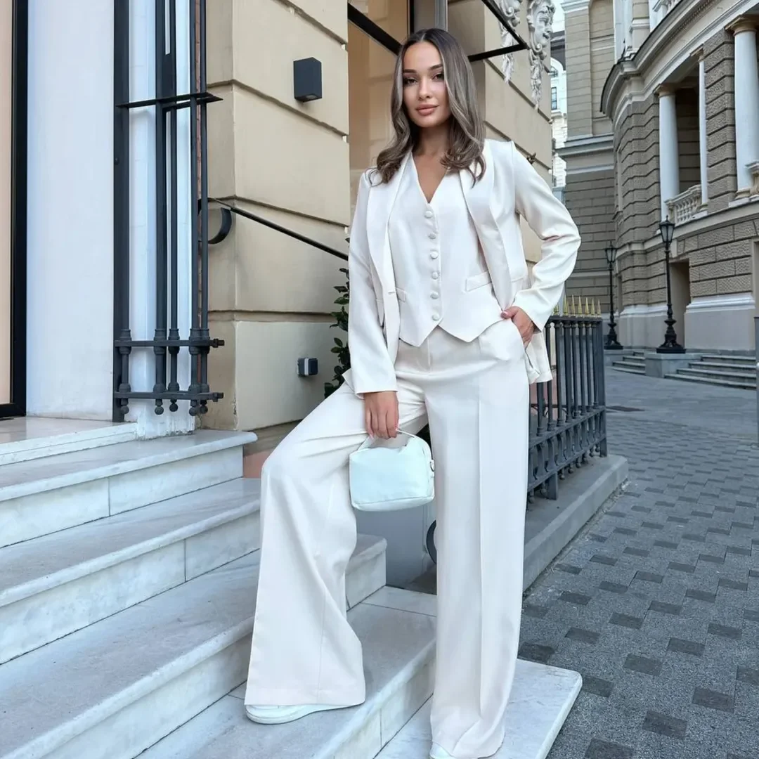 sophisticated chic fall outfits pants 2026 Soft Monochrome Suiting for Refined Fall Dressing