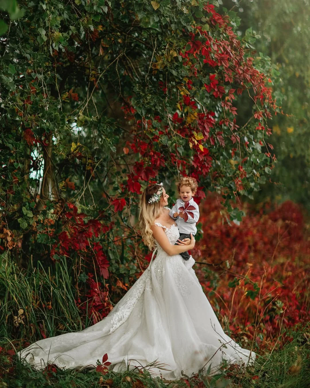 timeless fall family picture outfits 2026 Romantic Whites Against Early Autumn Color