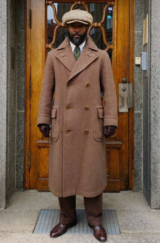 stylish early fall outfits ideas 2026 The Power of a Long Tailored Overcoat