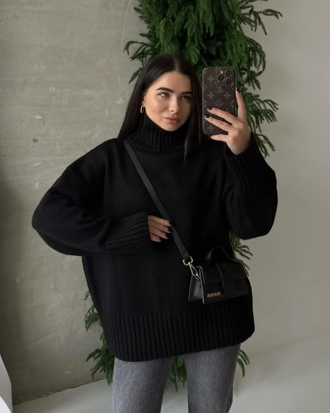 trendy fall outfits with sweater 2026 Oversized Black Sweater For Everyday City Style