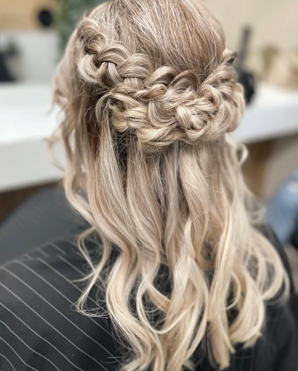 august hairstyles and color ideas 2026 Soft Braided Half-Up Style with Effortless Texture