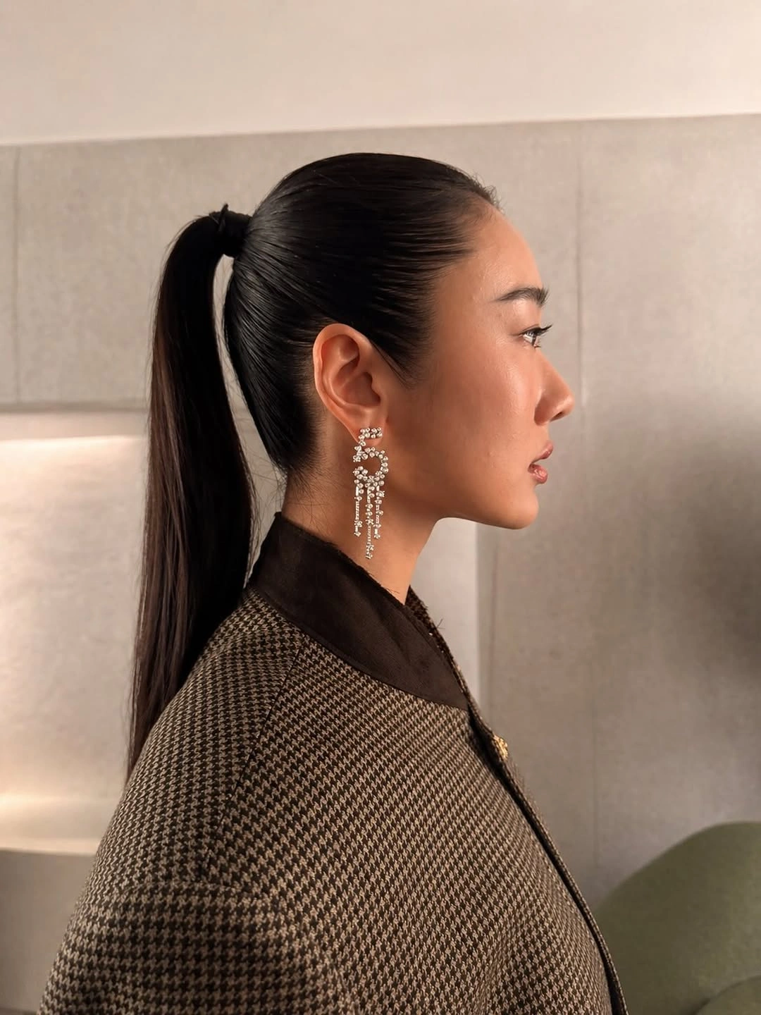 beautiful september hairstyles ideas 2026 Classic Sleek Ponytail That Never Goes Out of Style