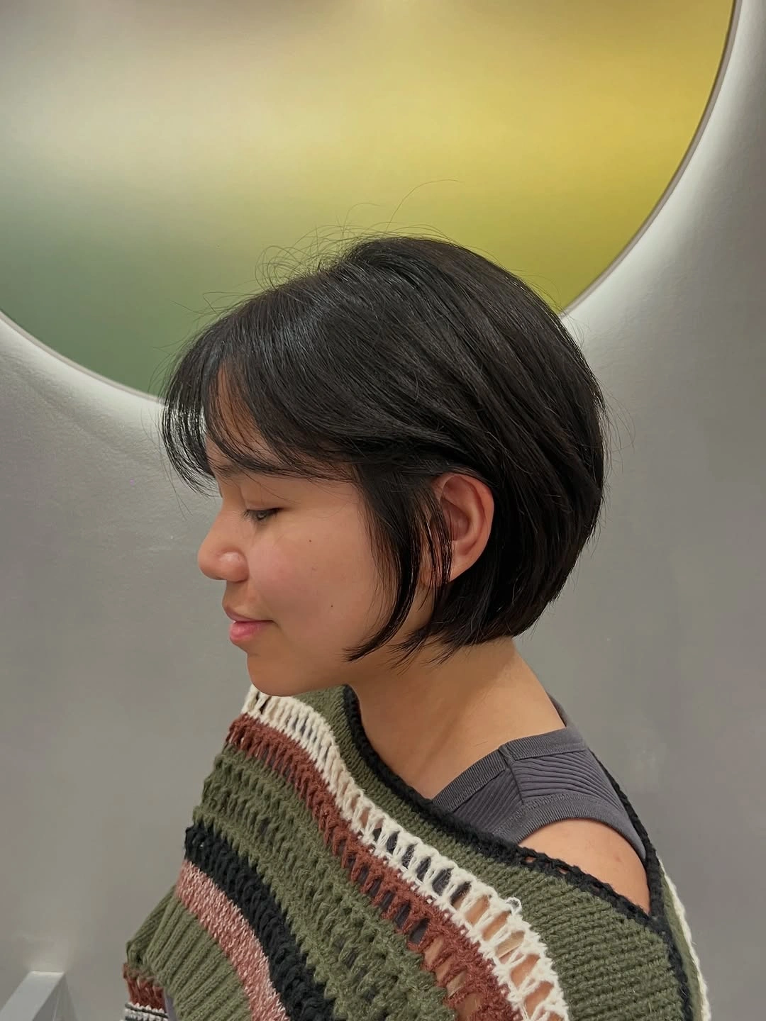 chic bixie haircut Sleek Rounded Bixie With Face Framing Pieces