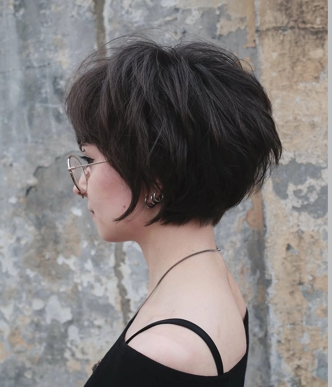 chic bixie haircut Rounded Bixie With Soft Volume