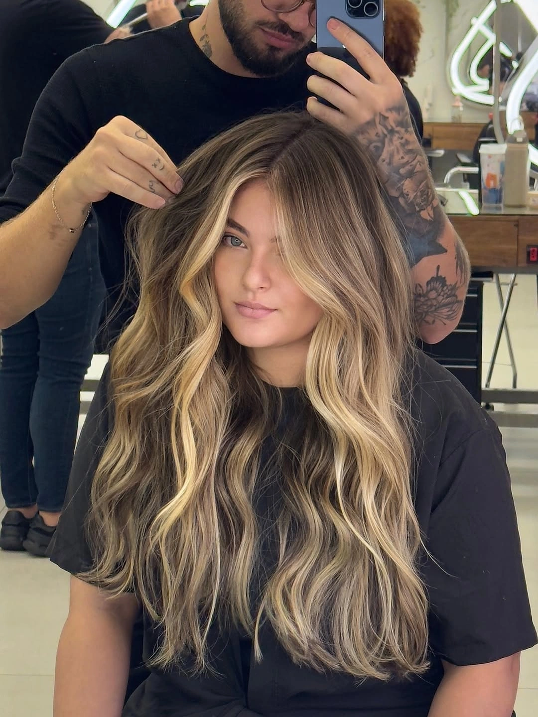 effortless heatless curls hairstyle Soft Blonde Money Piece With Loose Heatless Waves