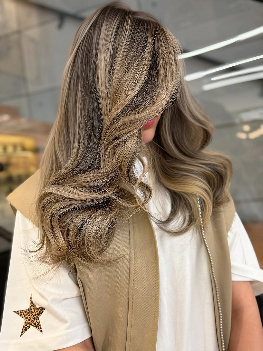 effortless heatless curls hairstyle Glossy Layered Waves With Rich Beige Dimension