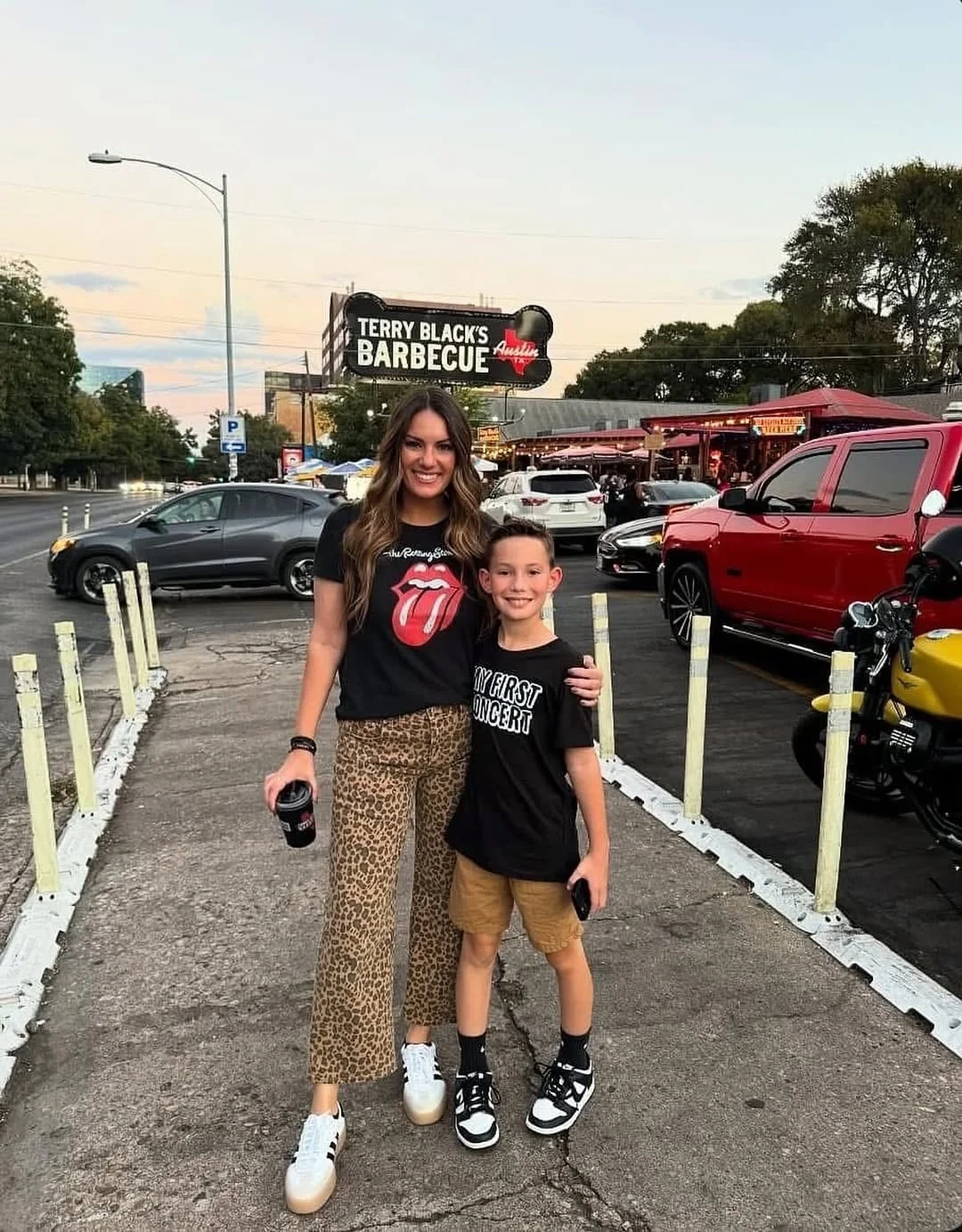 fall concert outfits 2026 Rock Tee And Leopard Print Statement Dressing