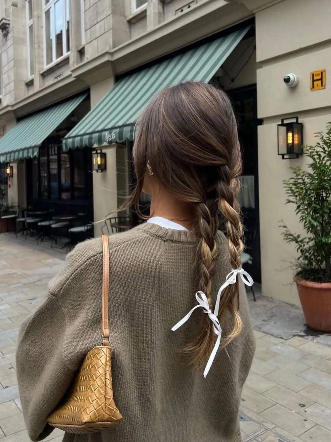 fall hairstyles 2026 Soft Ribbon Braids That Feel Effortlessly Cozy