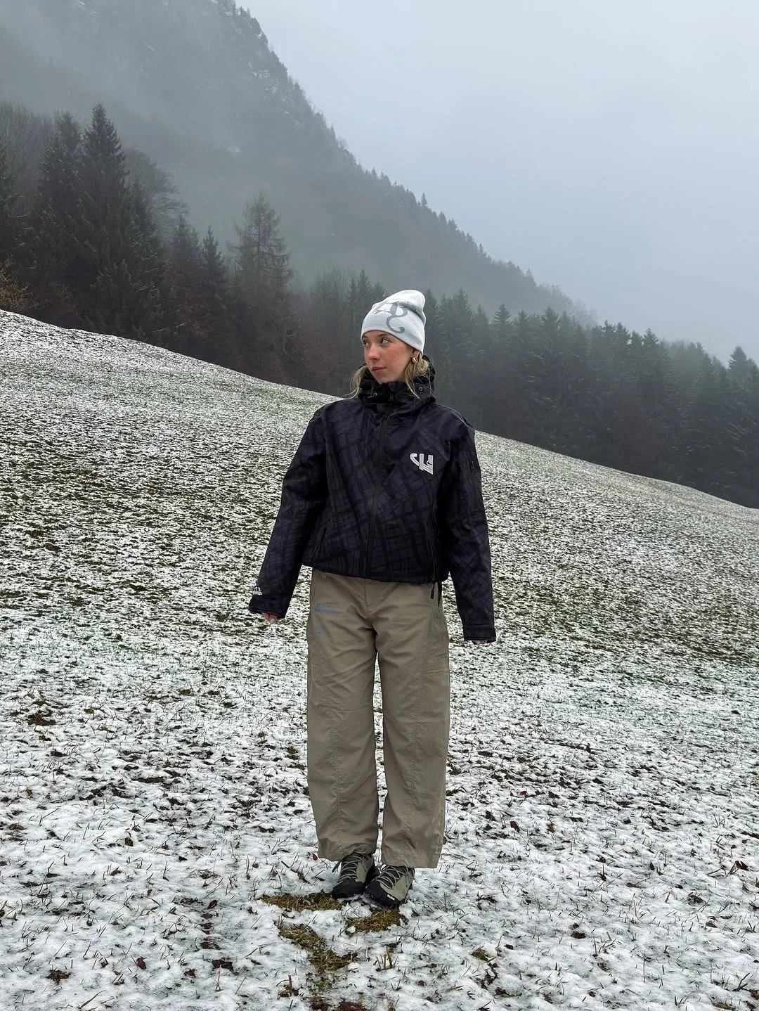 fall hiking outfits 2026 Cold Morning Neutrals That Never Go Out Of Style