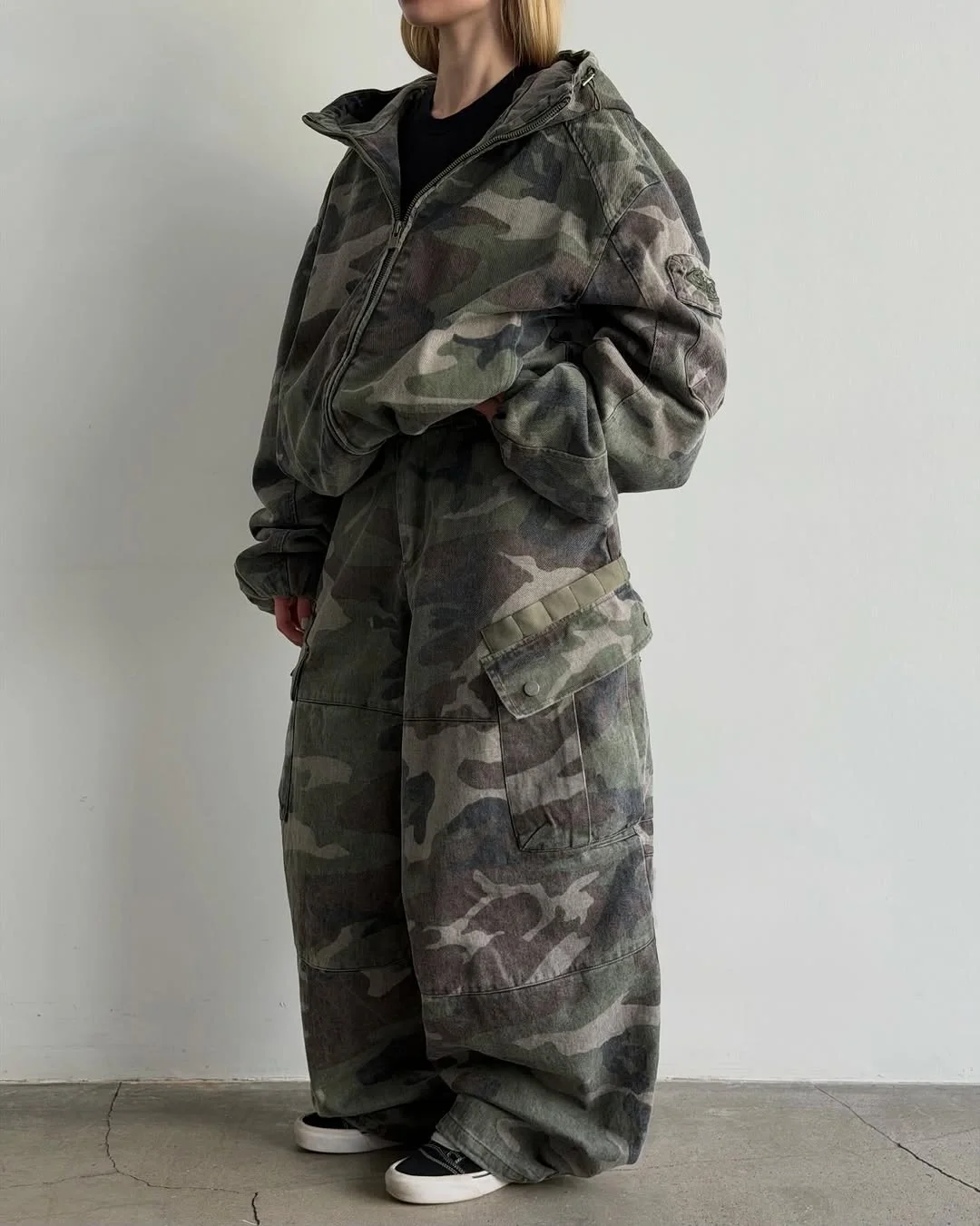 fall outfits with bombers 2026 Relaxed Camouflage Layers Bring Utility Style Back in a Modern Way