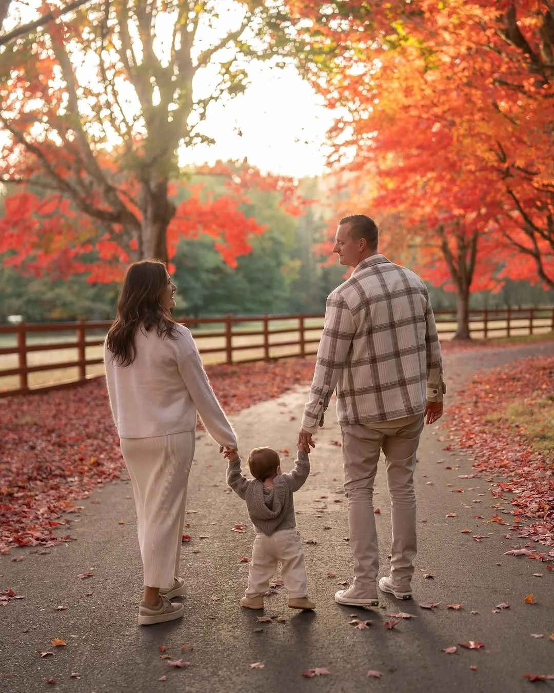fall photoshoot outfits 2026 Soft Neutral Family Walk Style