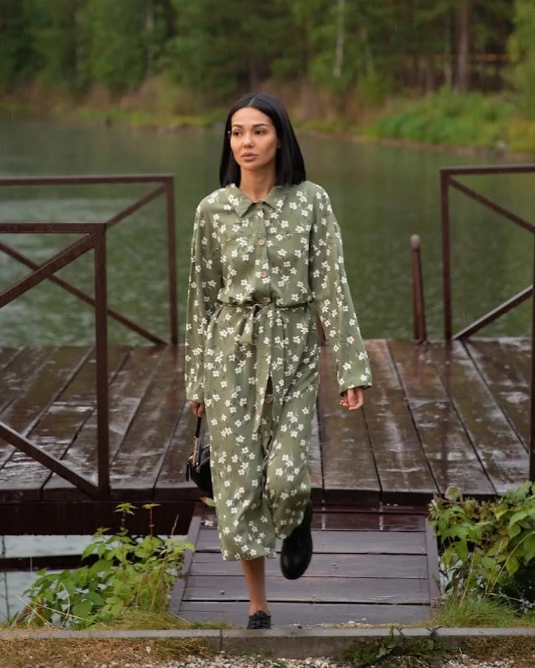 fall shirt dress outfit 2026 A Floral Shirt Dress That Feels Made For Weekend Escapes