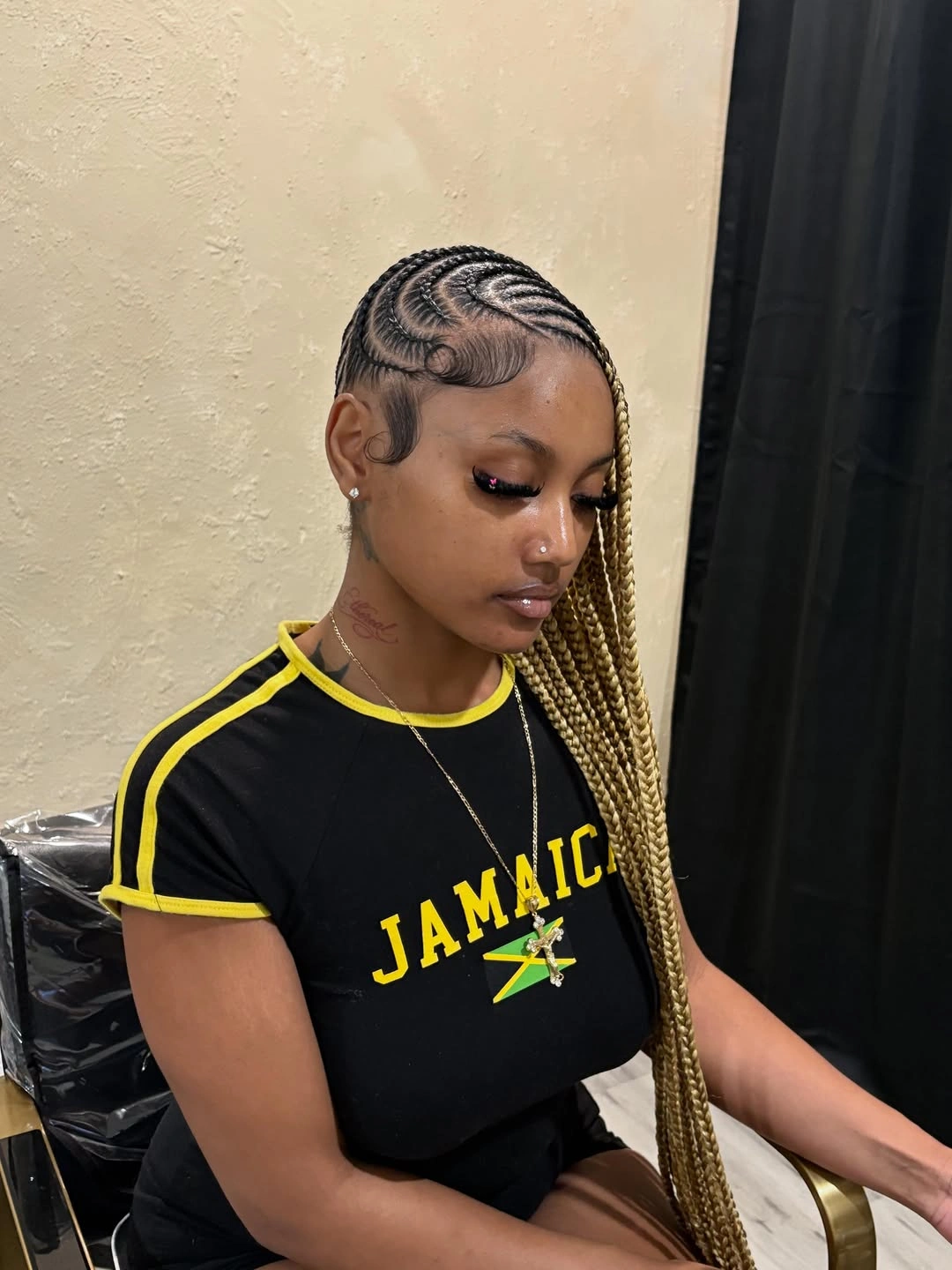 stylish lemonade braid hairstyle Golden Length with Modern Contrast