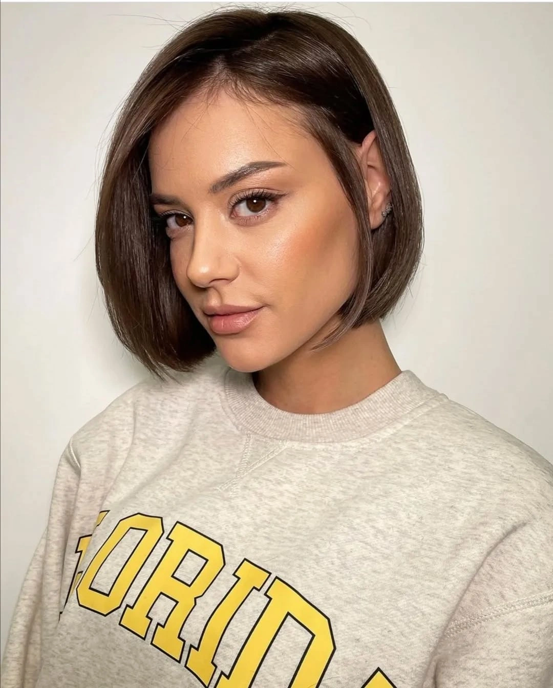 stylish short bobbed hairstyle Classic Chocolate Bob That Never Falls Out Of Style