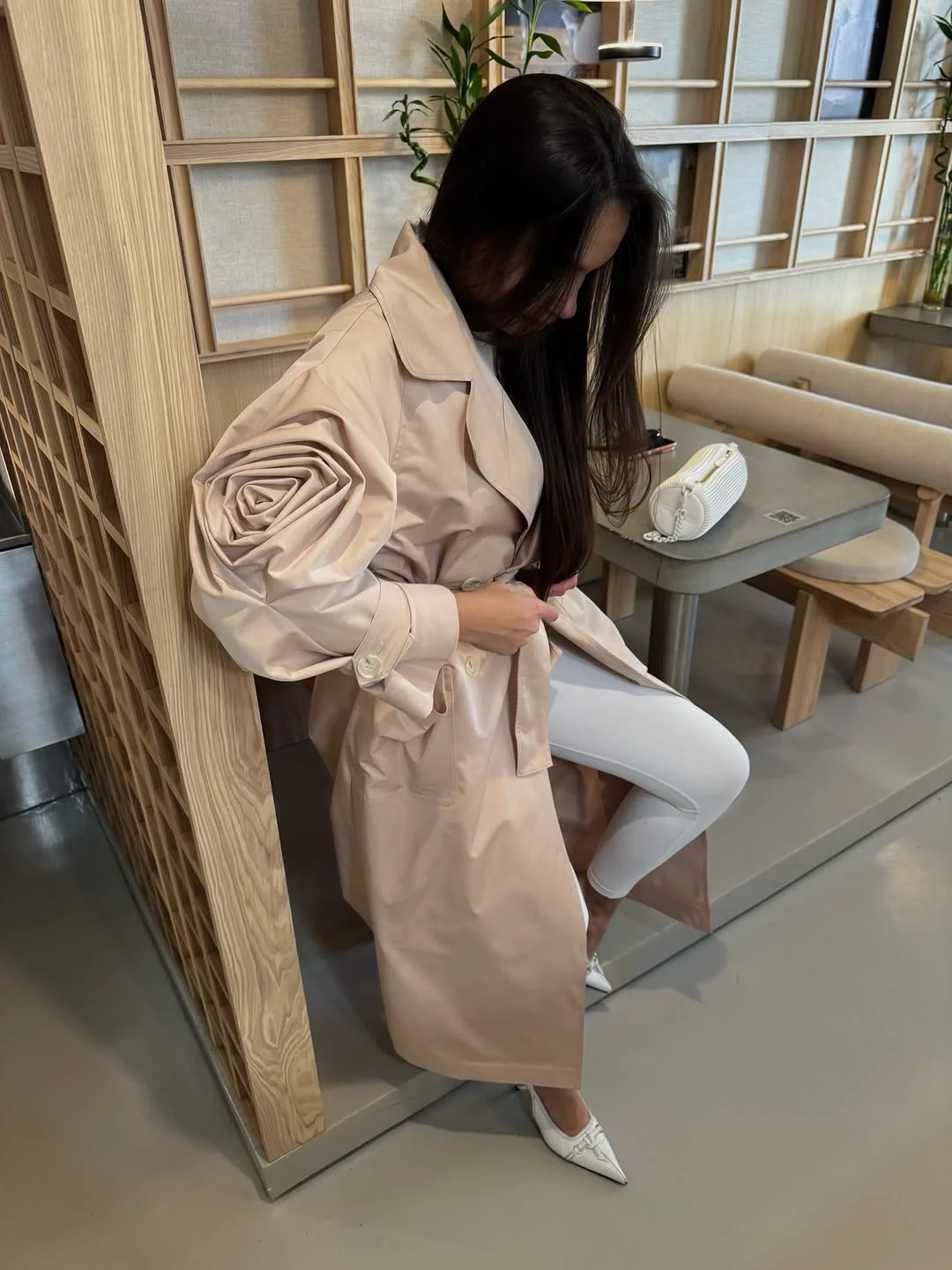 Trench coat fall outfits 2026 The Soft Beige Trench With Sculptural Sleeves