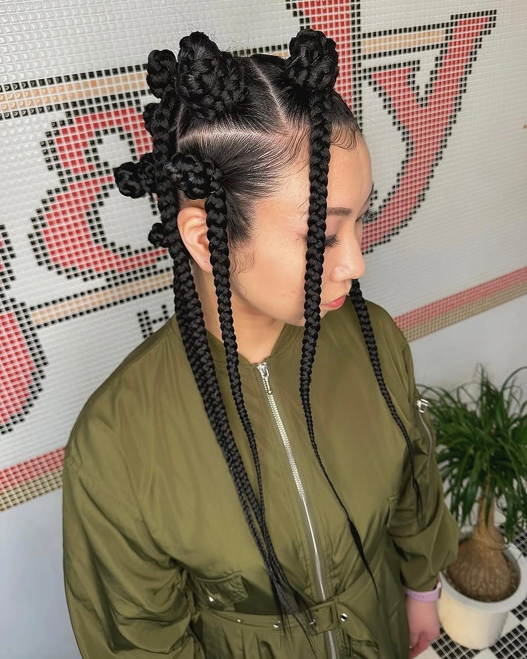 trendy bantu knots hairstyles Statement Bantu Knots Mixed With Long Braids