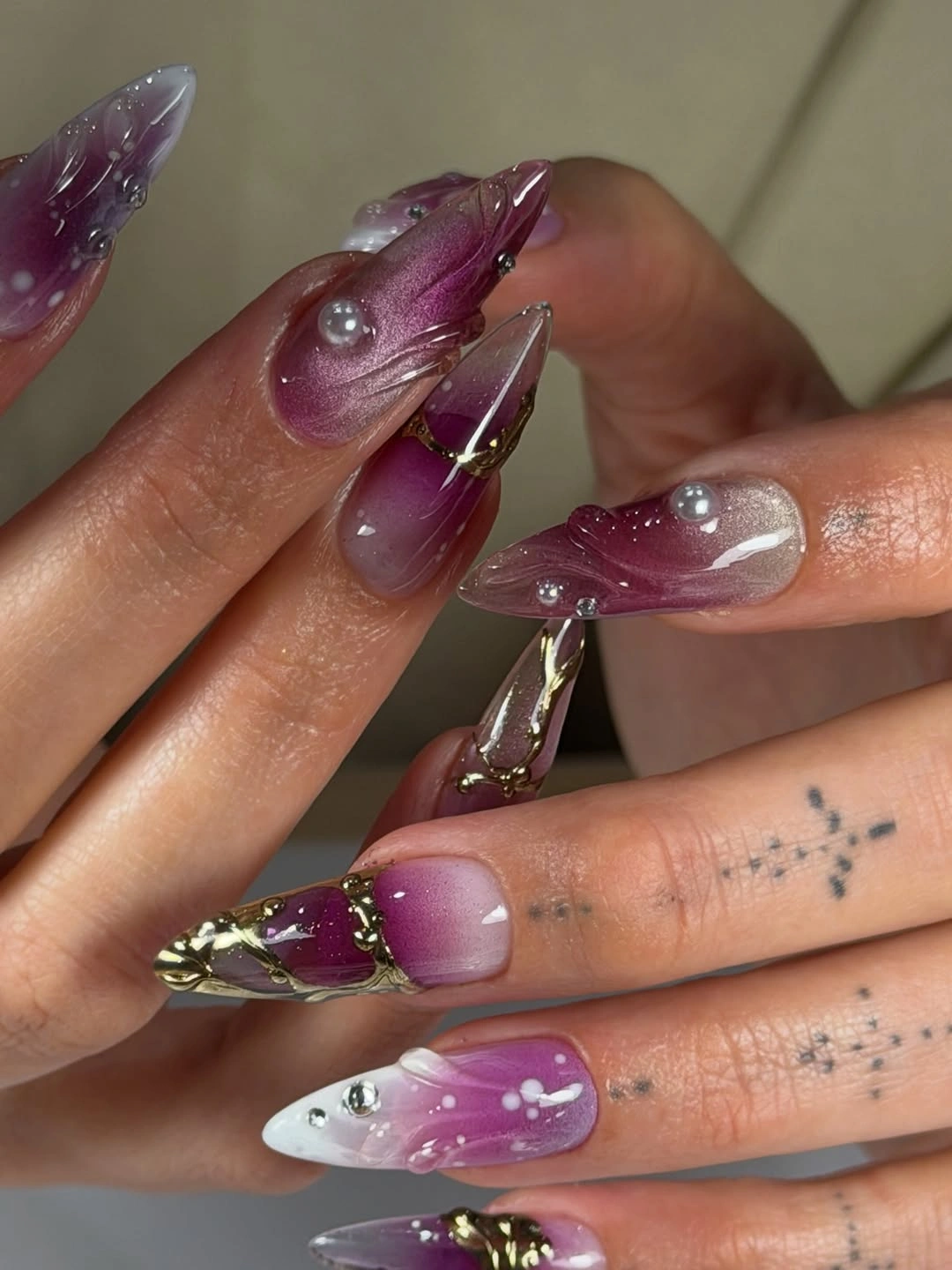 Beautiful Fall Long Nails 2026 - Ideas, Designs and Inspo