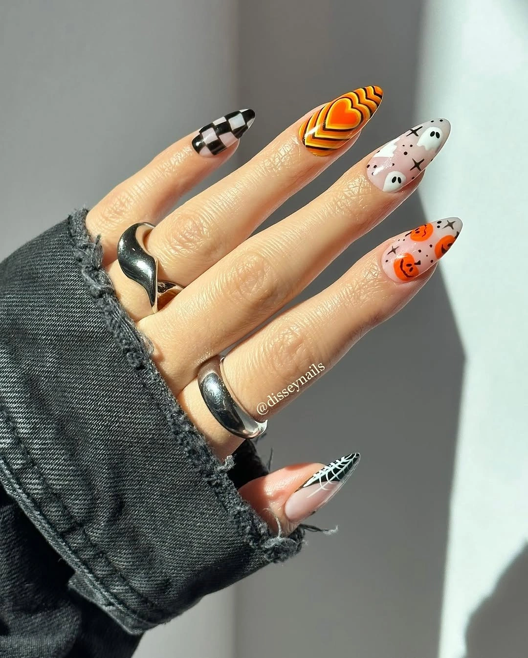 cute fall nails with pumpkins 2026 Retro Halloween Hearts and Pumpkins