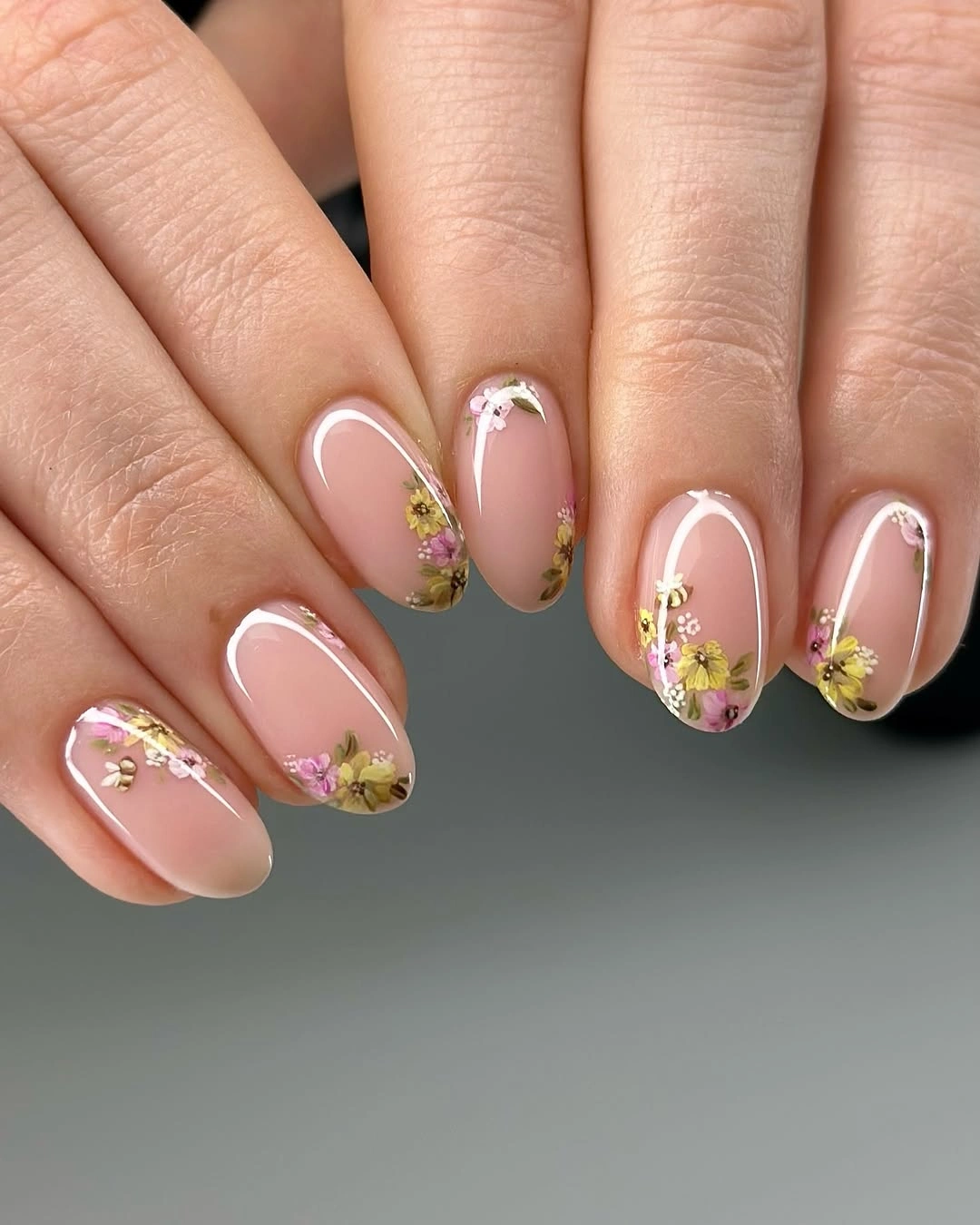 elegant fall short almond nails 2026 Delicate Wildflower Nails for a Romantic Autumn Transition