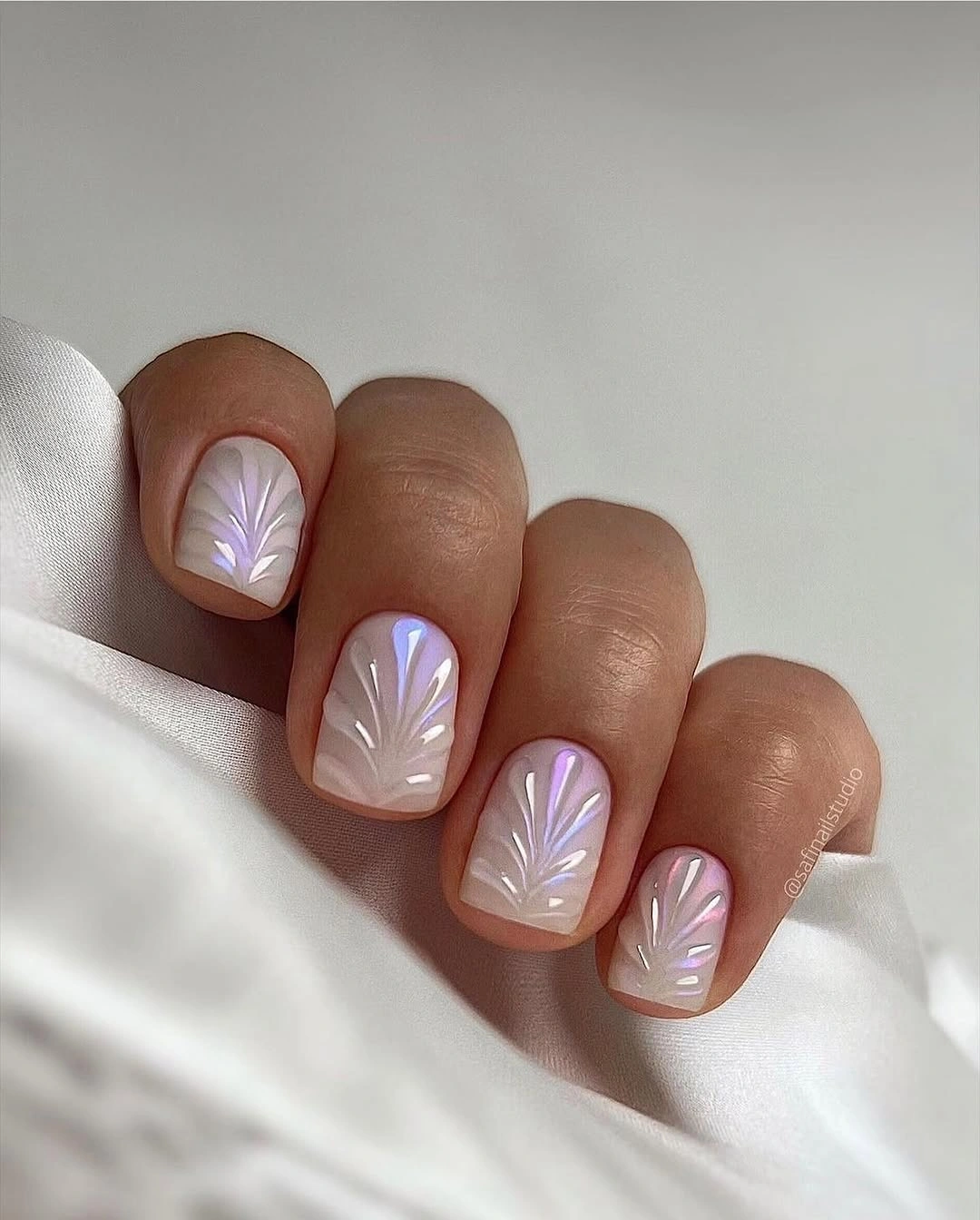 elegant fall wedding nails 2026 Short Pearl Shell Nails with Iridescent Texture