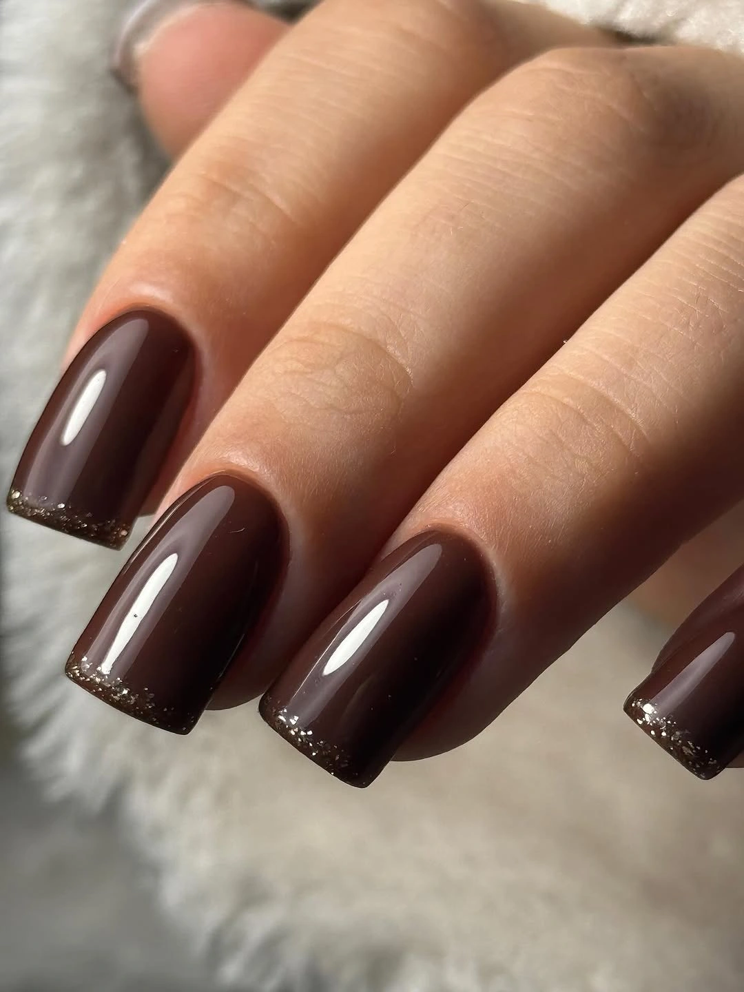 Gorgeous Dark Fall Nails 2026 for a Moody Autumn Look