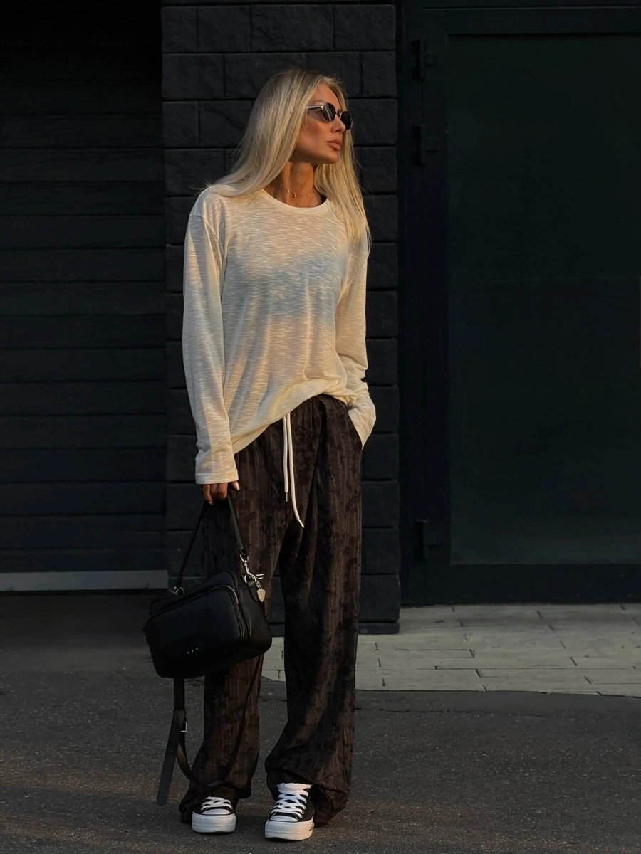 modern september fashion trends 2026 Relaxed Layers for the City