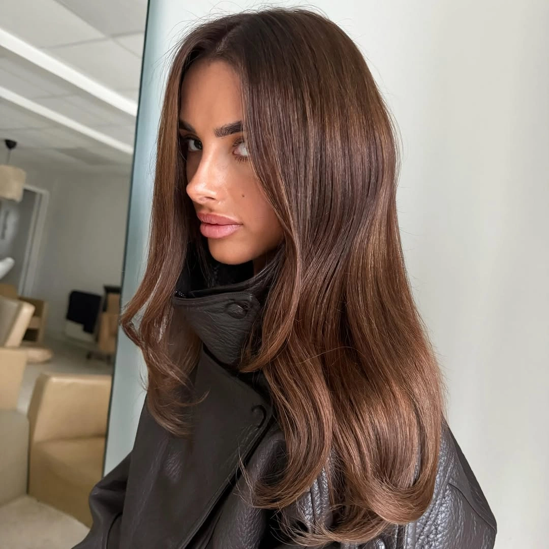 stunning fall brown hair colour ideas 2026 Classic Cocoa Brown with Soft Blowout