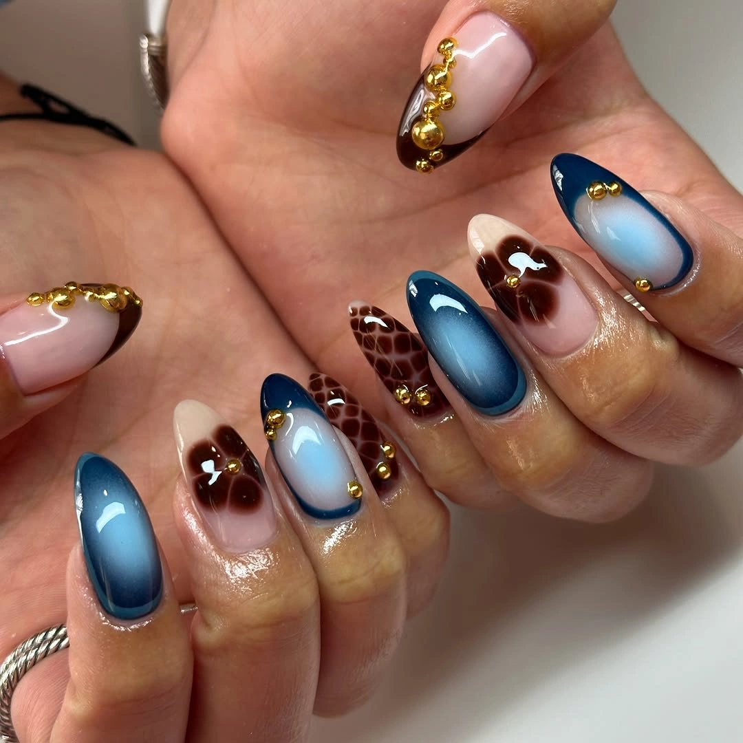 stylish fall nails for tan skin tone Blue Mocha and Gold Cat Eye Nails