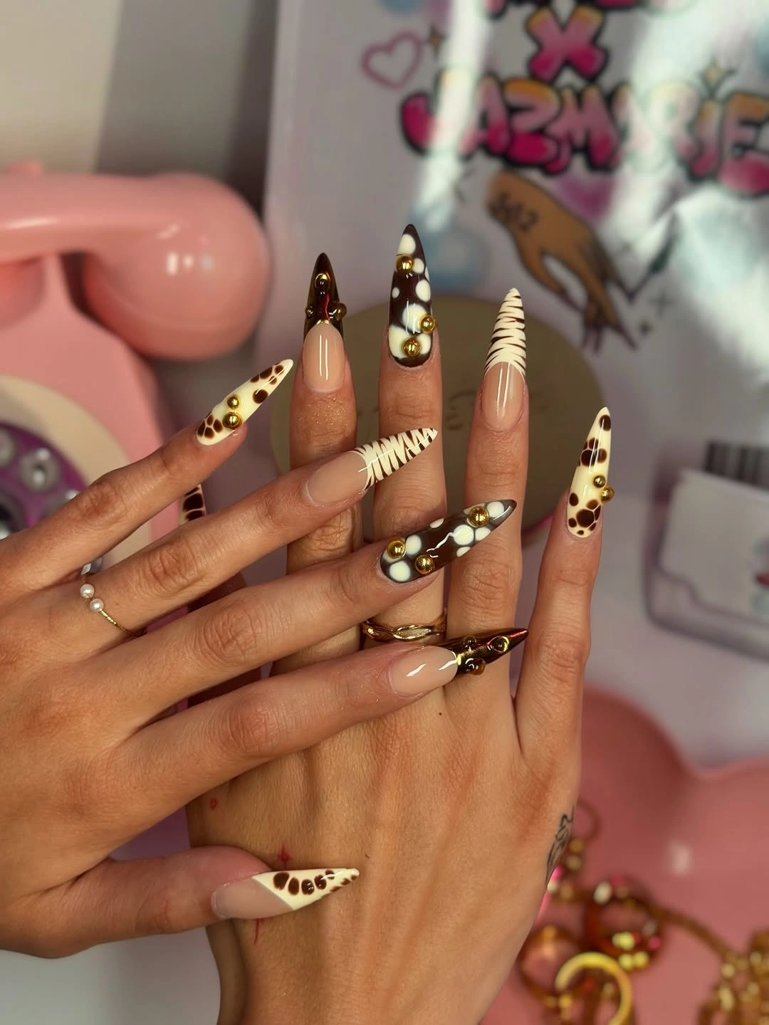 stylish fall nails for tan skin tone Chocolate Cream Animal Print
