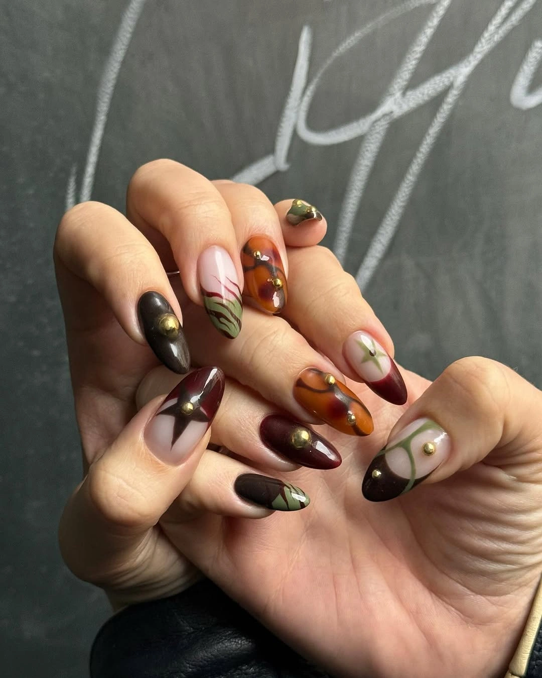 stylish fall nails for tan skin tone Moody Botanical Autumn Nails