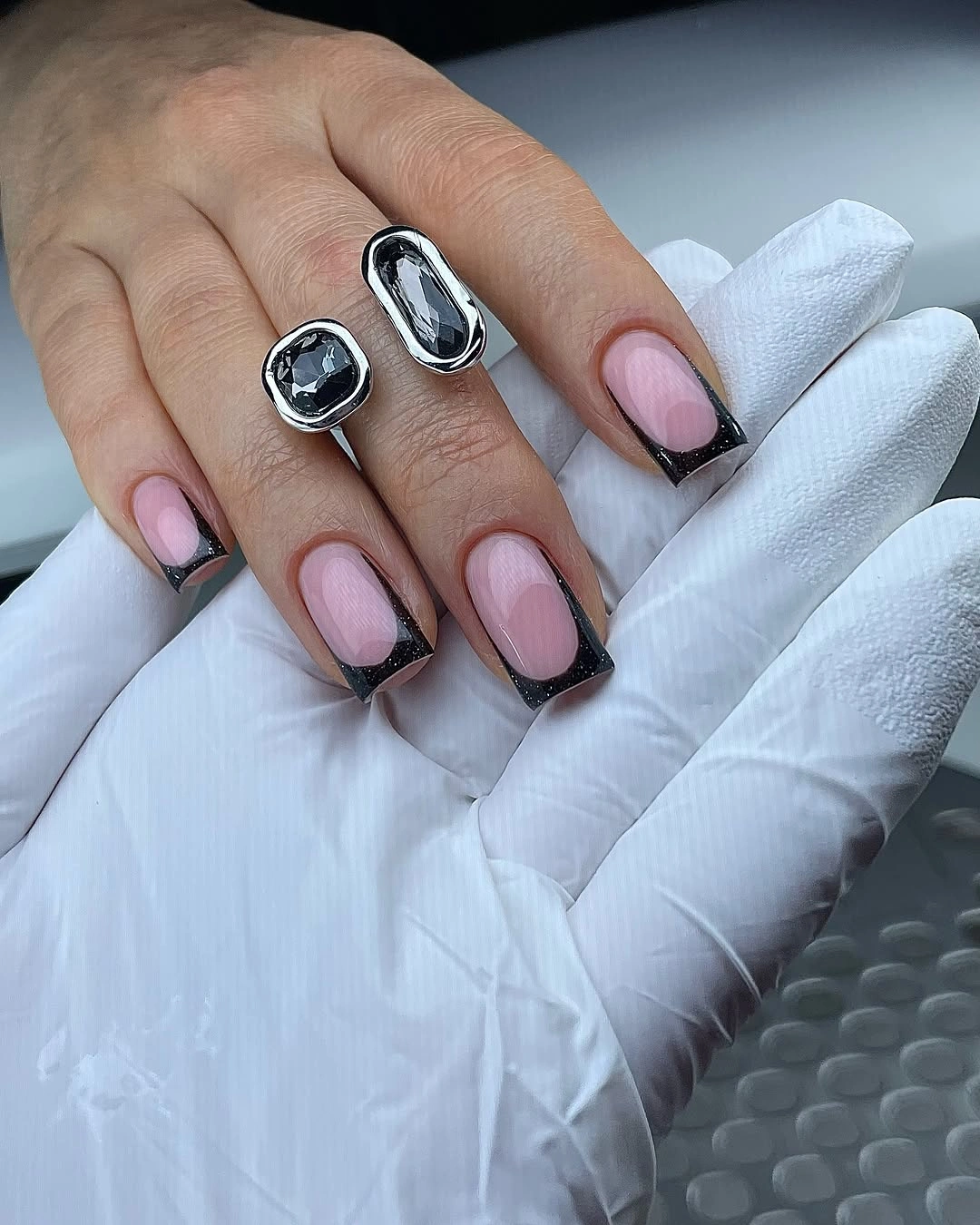 stylish simple fall short nails Pink and Chrome Square Nails With a Modern Edge
