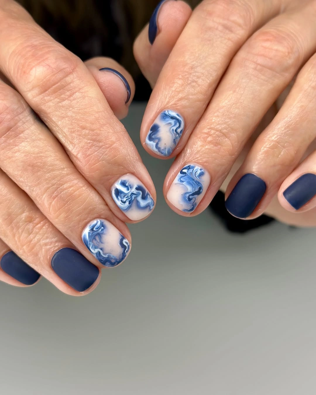 stylish simple fall short nails - Blue Marble for Crisp Autumn Days