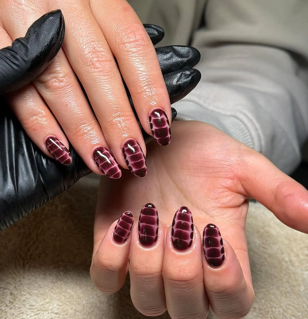 trendy fall acrylic nails 2026 Deep Burgundy Crocodile Texture Nails