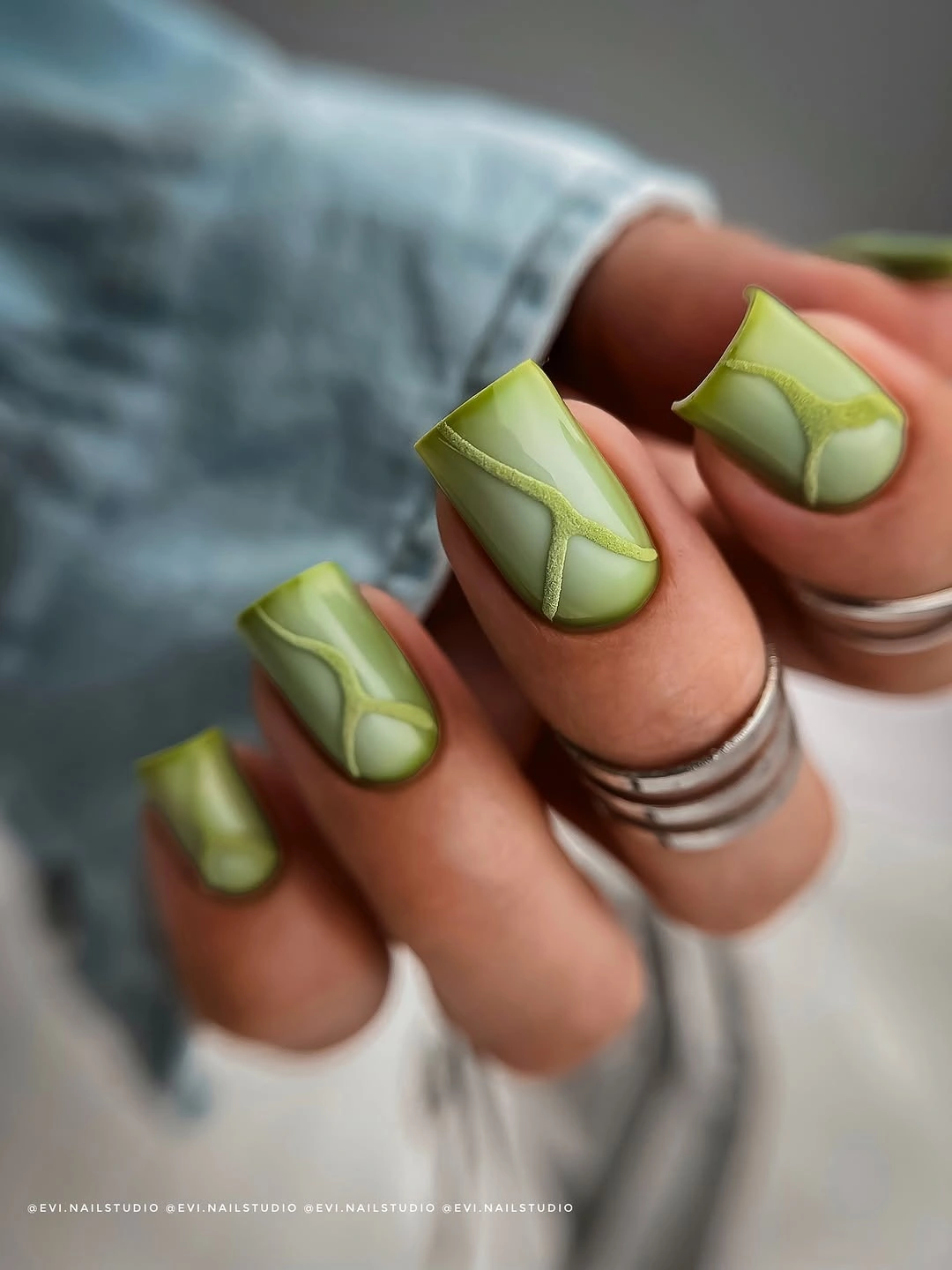 trendy fall dip nails 2026 olive green geometric square manicure