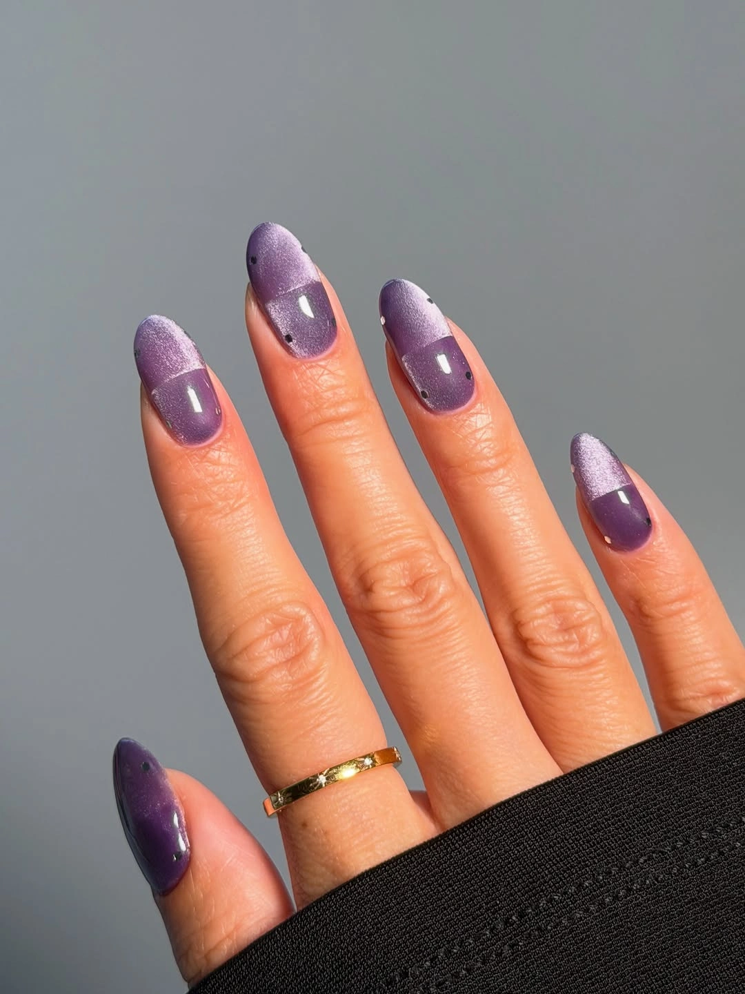 trendy fall dip nails 2026 purple chrome French almond manicure