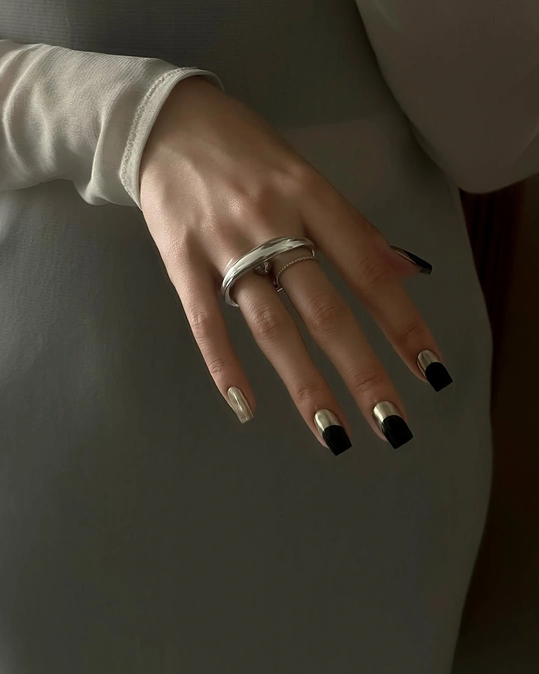 Trendy Fall Nails for Medium Skin Tone